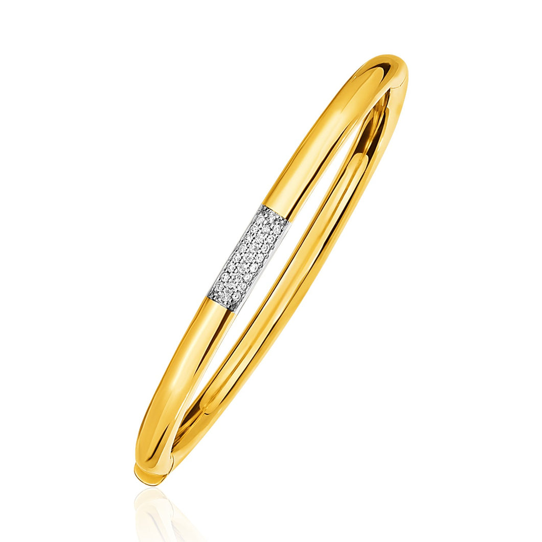 14k Gold and Diamond Domed Bangle Bracelet with Clasp (1/5 cttw)